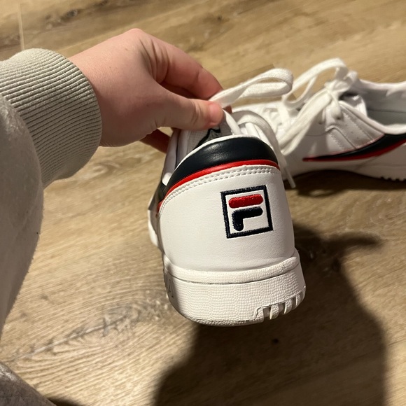 Fila Sneakers - Picture 3 of 3